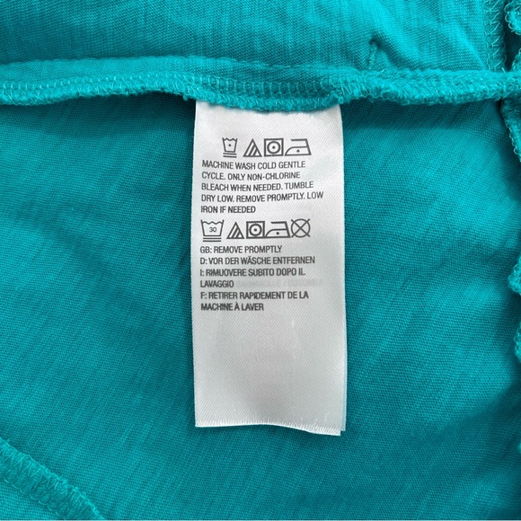 LOGO by Lori Goldstein Embroidered Top with Eyelet Hem - Picture 10 of 12